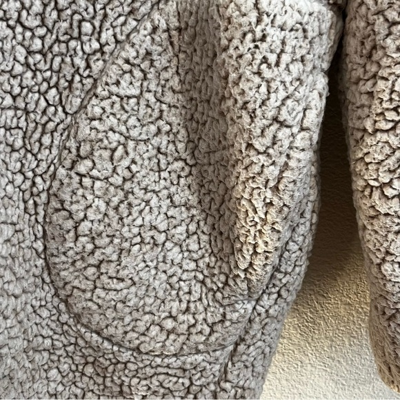 Urban Outfitters Out from Under tan thick fleece open front jacket size medium - Picture 5 of 8